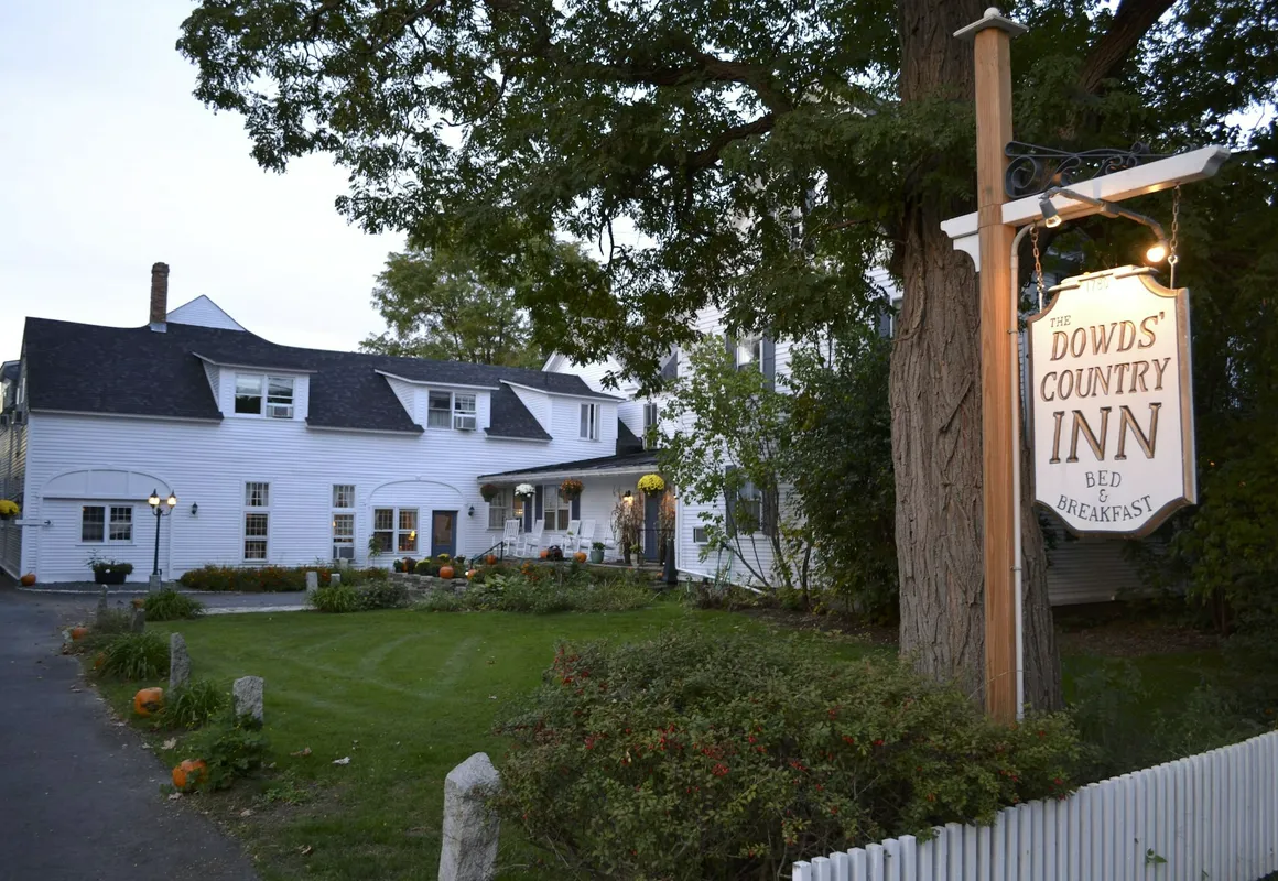 Dowds Country Inn hotel hero