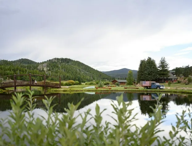Beaver Meadows Resort Ranch hotel detail image 2