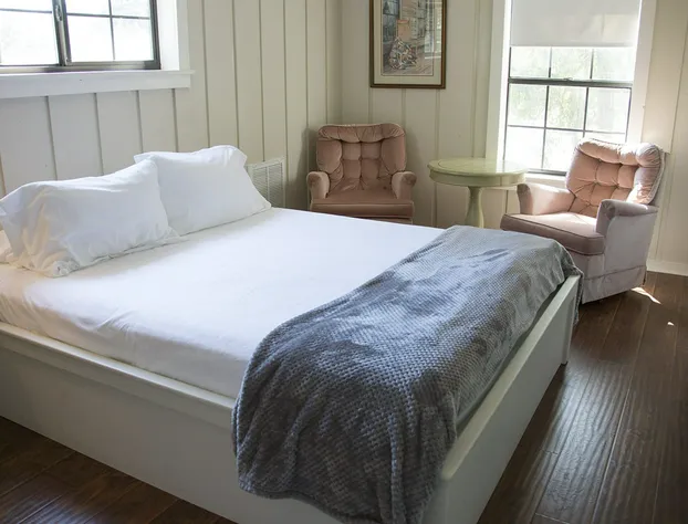 French Camp Bed and Breakfast hotel detail image 3