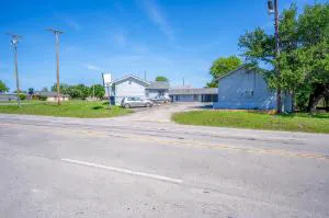 Royal Inn by OYO hotel hero