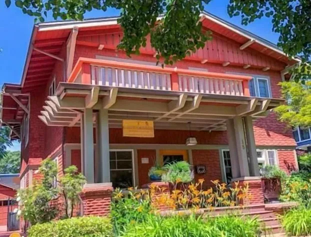 Lady Geneva Bed and Breakfast hotel detail image 1