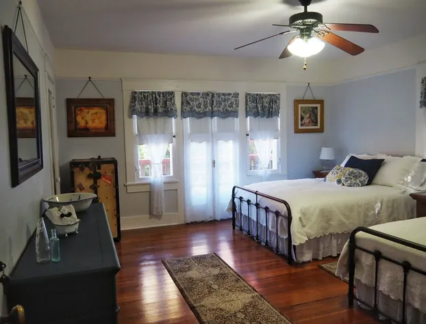 Lady Geneva Bed and Breakfast hotel detail image 4