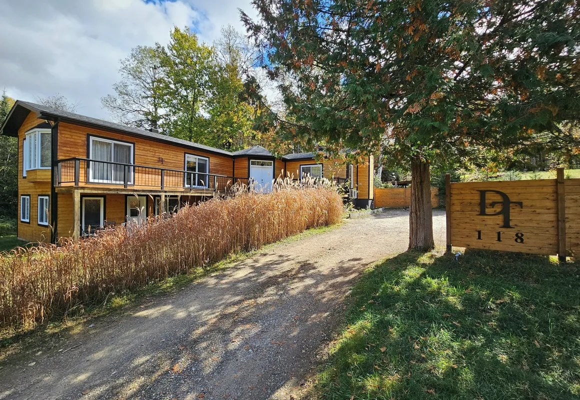 Le DEN de Tremblant hotel hero