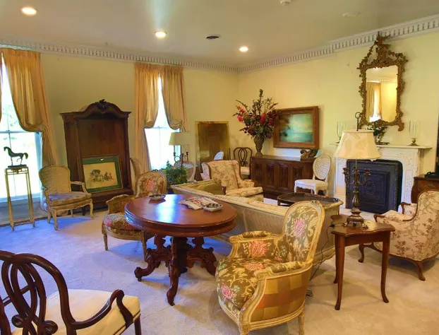 Inntiquity A Country Inn hotel detail image 4