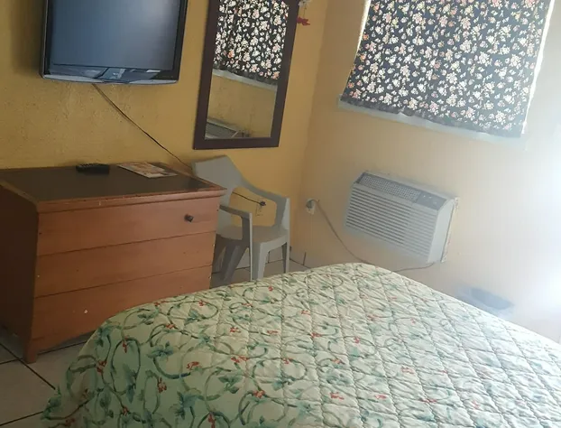 Guest Host Motel hotel detail image 3