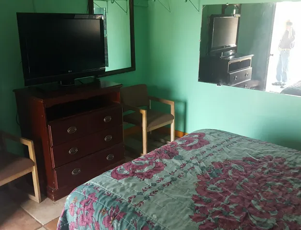 Guest Host Motel hotel detail image 4