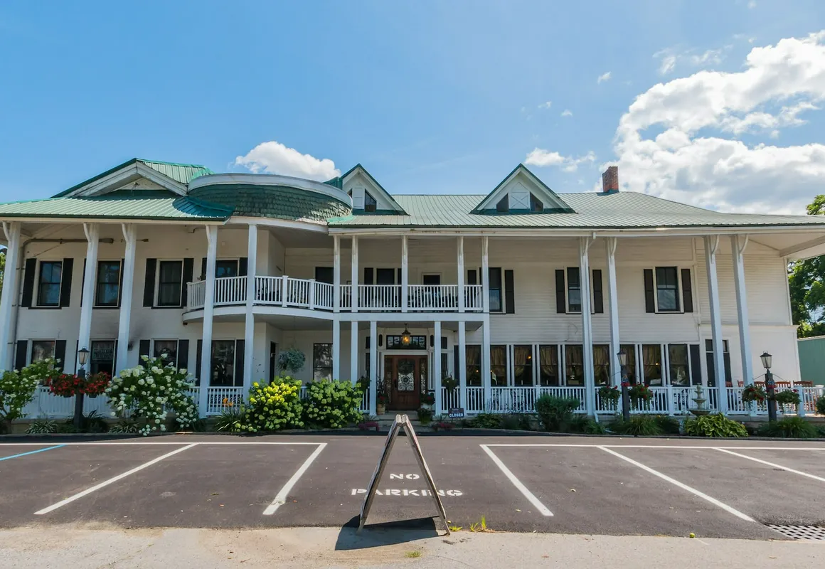 Historic Hotel Broadalbin hotel hero