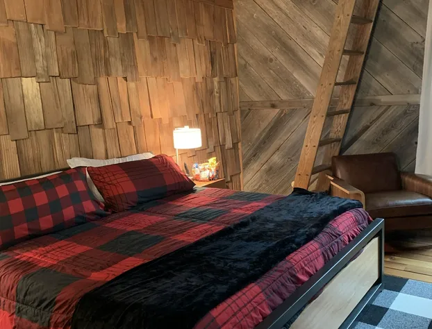 East Bank on Mill Creek hotel detail image 3