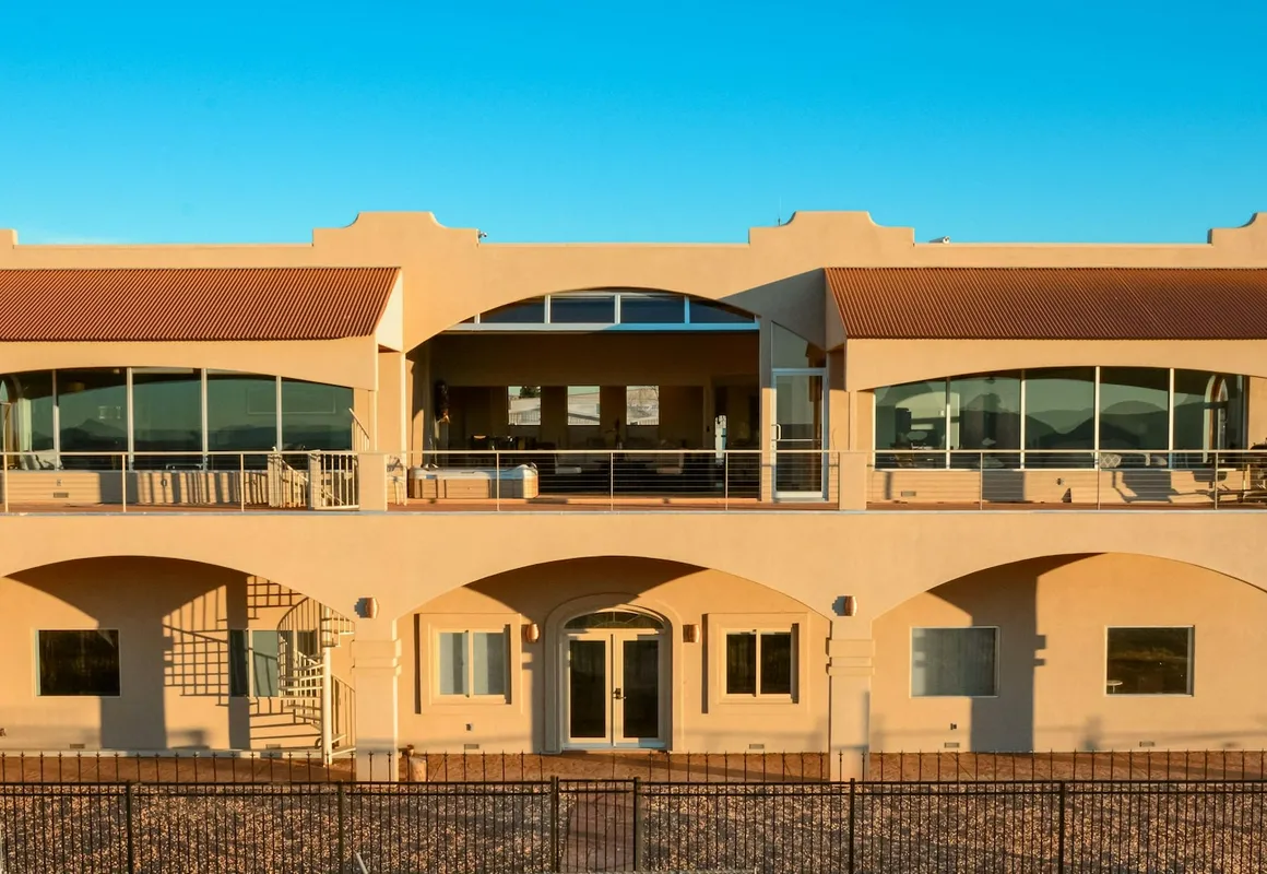 Oasis on the Rim hotel hero