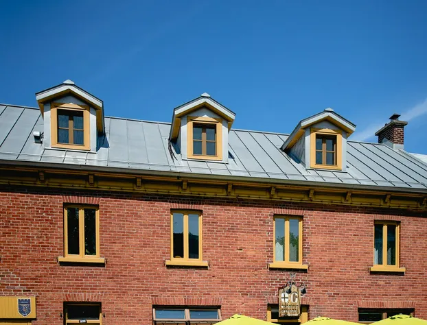 L'auberge du QG hotel detail image 1