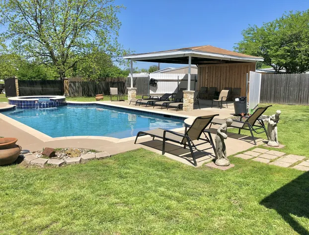 Holder House Rentals hotel detail image 2