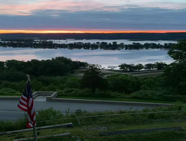 Eagle View Motel & Retreat hotel detail image 2