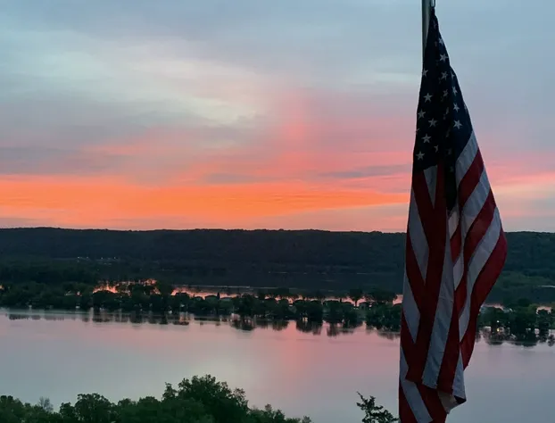 Eagle View Motel & Retreat hotel detail image 3