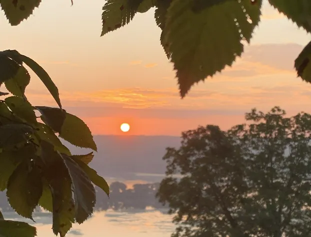 Eagle View Motel & Retreat hotel detail image 4