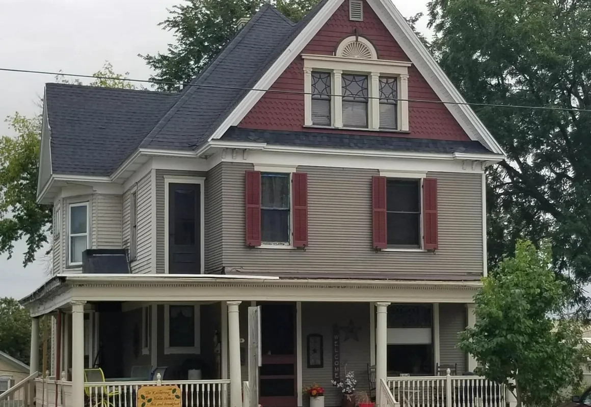 The Katherine Holle House hotel hero