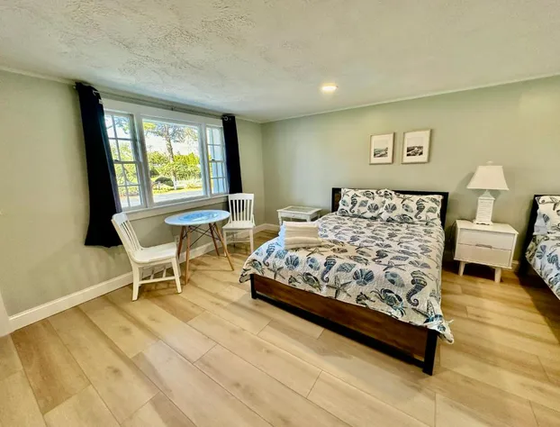 Sandy Neck Motel hotel detail image 4