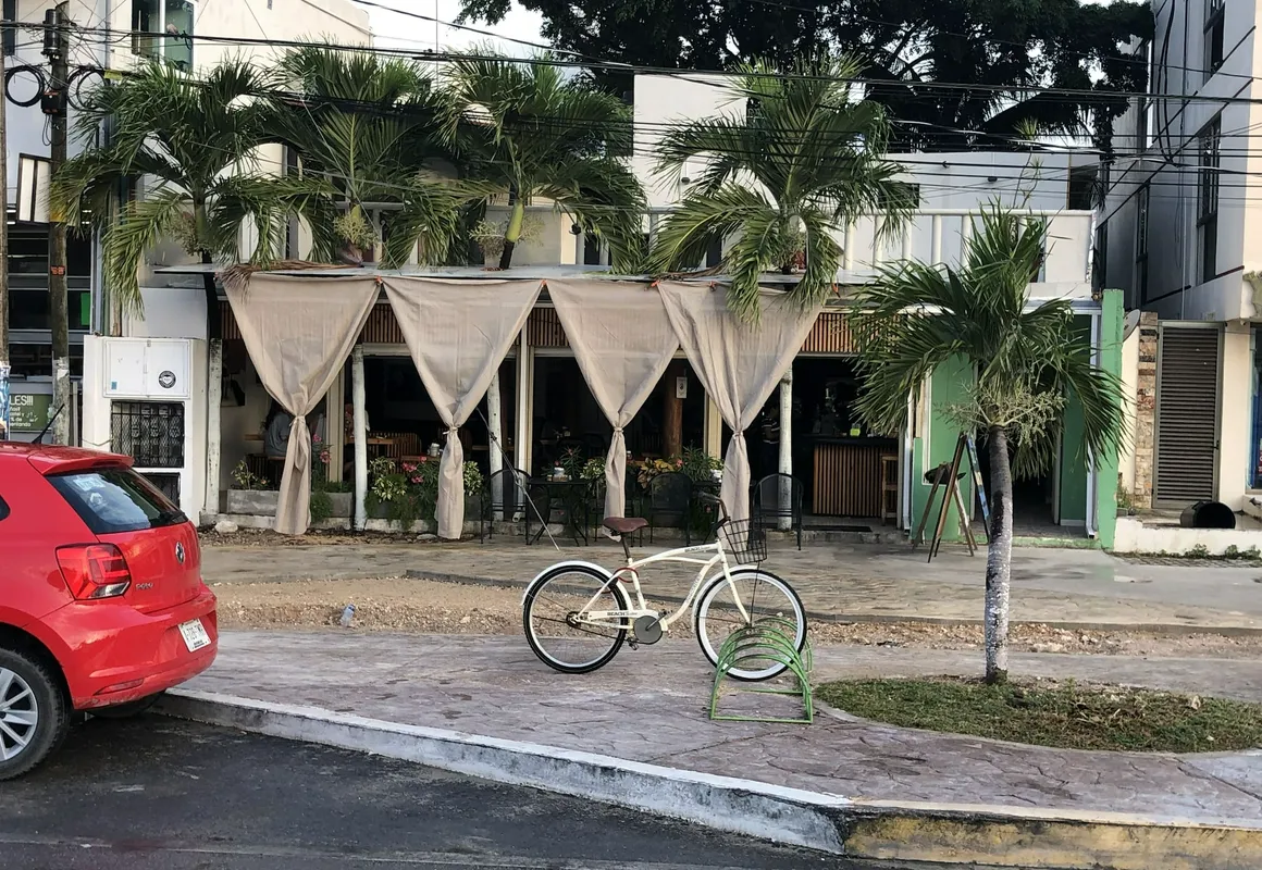 Hotel Mundo Maya hotel hero