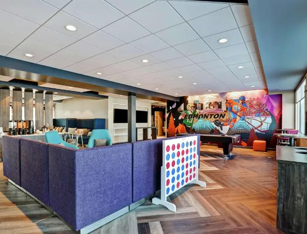 TRU BY Hilton Edmonton Windermere hotel detail image 4