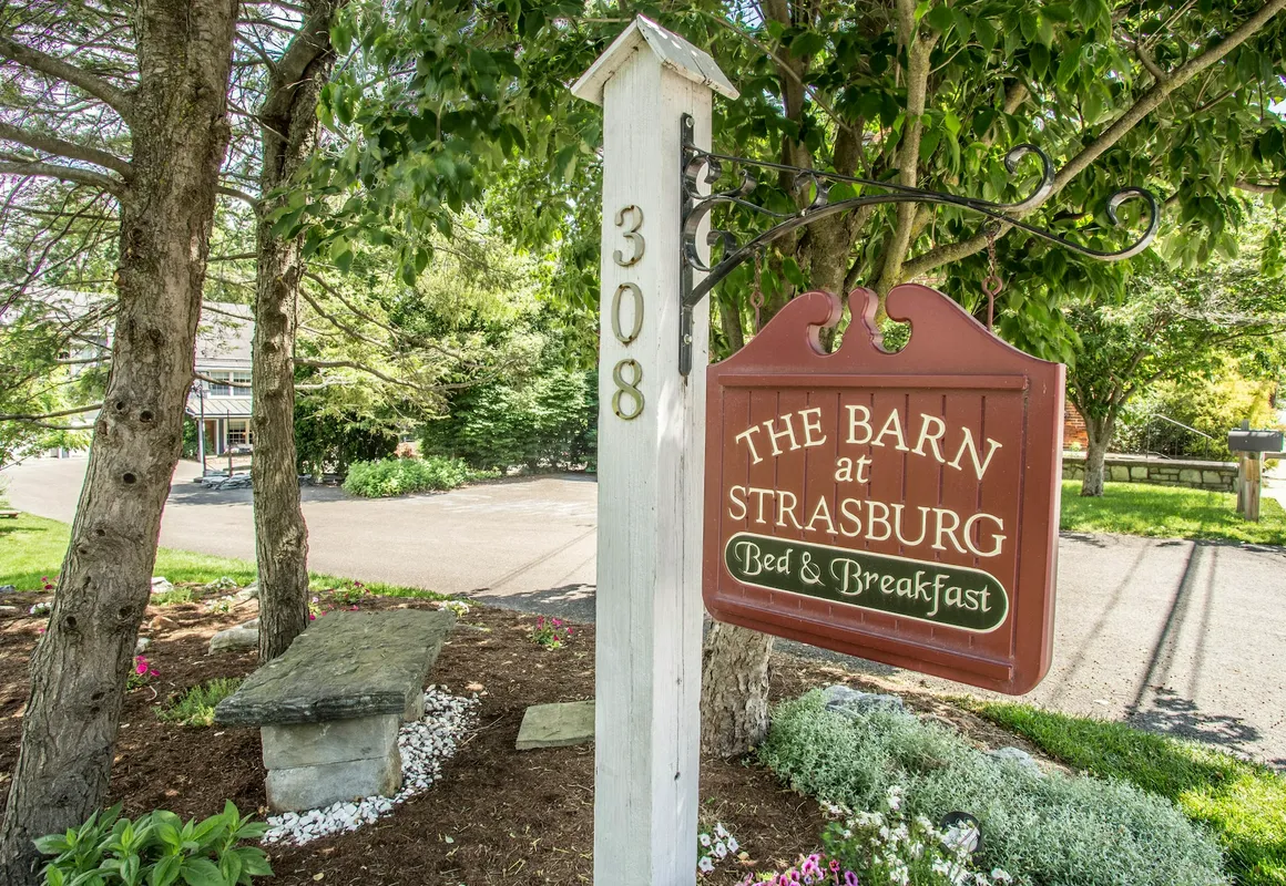 The Barn at Strasburg B&B hotel hero
