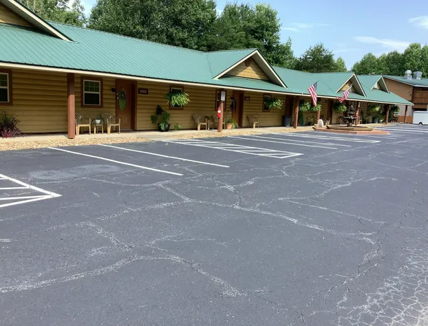 Nacoochee Valley Lodge hotel detail image 1