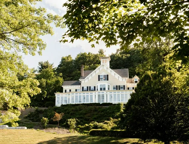 Inn at Taughannock Falls hotel detail image 1
