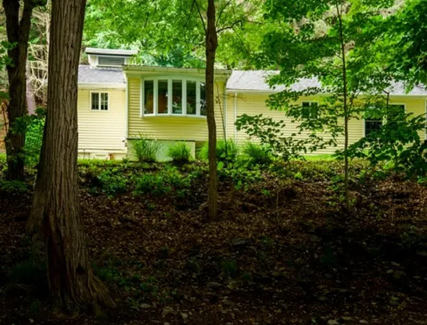 Inn at Taughannock Falls hotel detail image 3