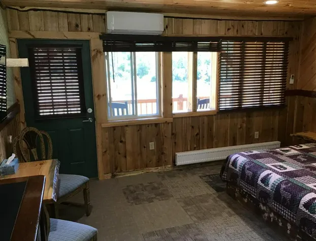 The Halfway House Motel hotel detail image 4