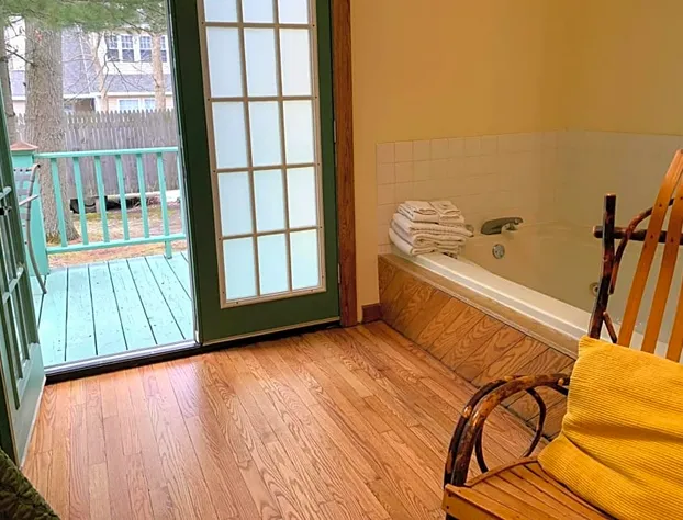 Gordon Beach Inn hotel detail image 1