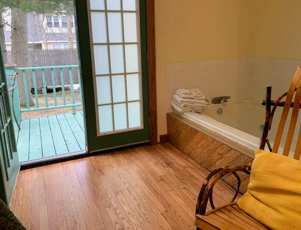 Gordon Beach Inn hotel detail image 2