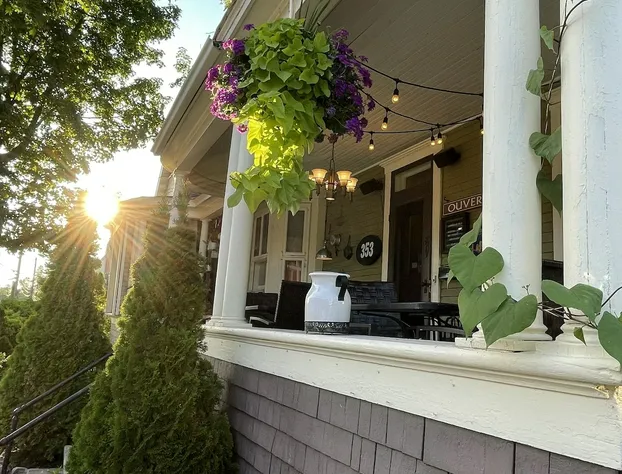 La Maison de Ville - bed & bistro hotel detail image 1