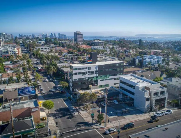 Abpopa Hillcrest hotel detail image 2