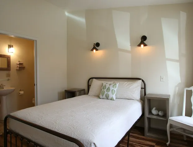 Tower House Inn hotel detail image 4