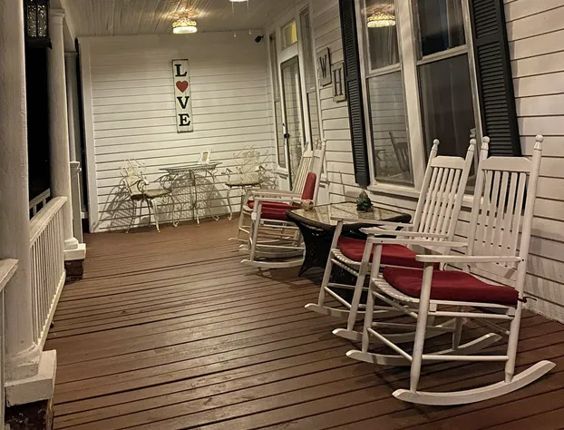 Whole Hearts Bed and Breakfast hotel detail image 2