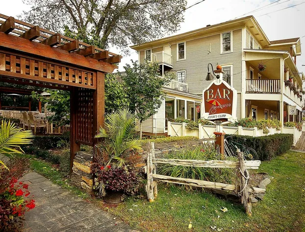 Auberge Ayers Cliff hotel detail image 1