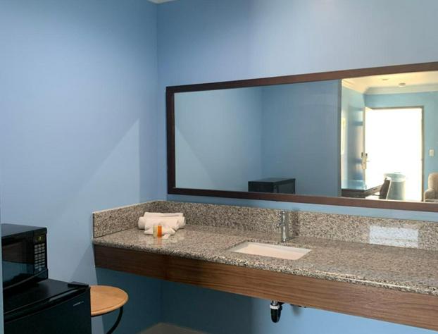 Redondo Beach Motel hotel detail image 3