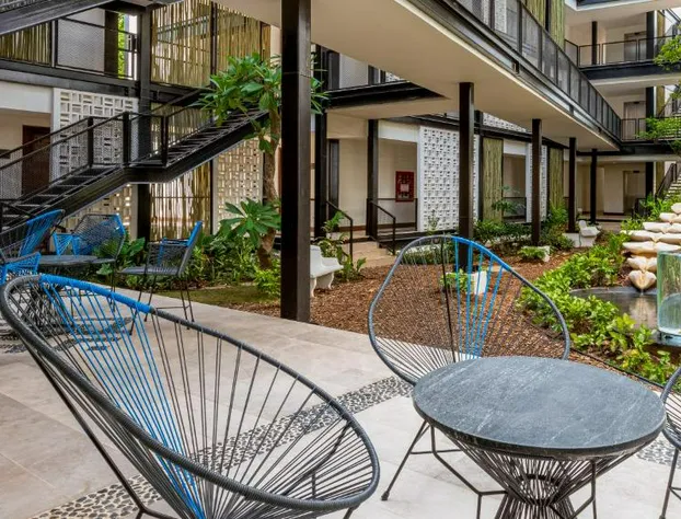 Las Brisas Merida hotel detail image 2