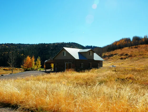 Star Valley Lodge hotel detail image 1