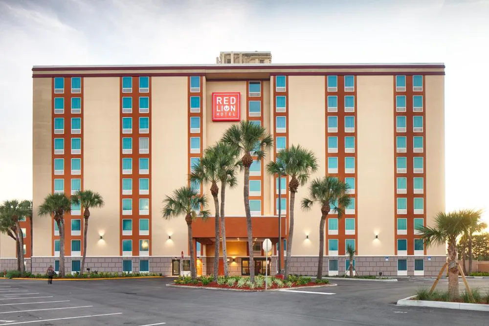Red Lion Hotel Orlando Lake Buena Vista South hotel hero
