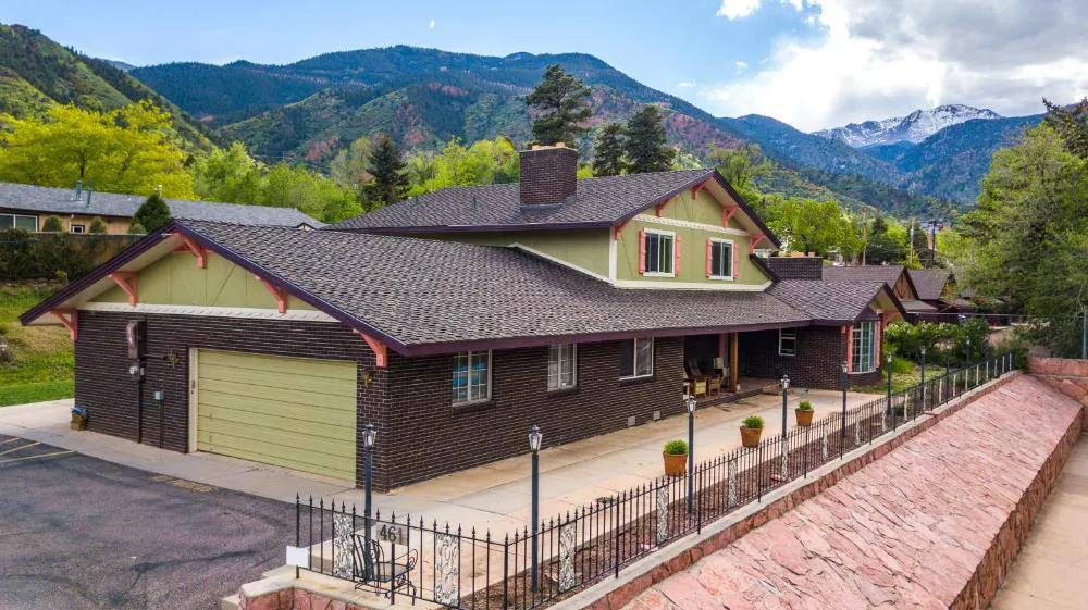 INNhale Resort and Spa hotel hero