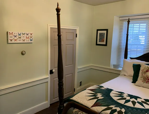 The Avenue Guesthouse and Gallery hotel detail image 2