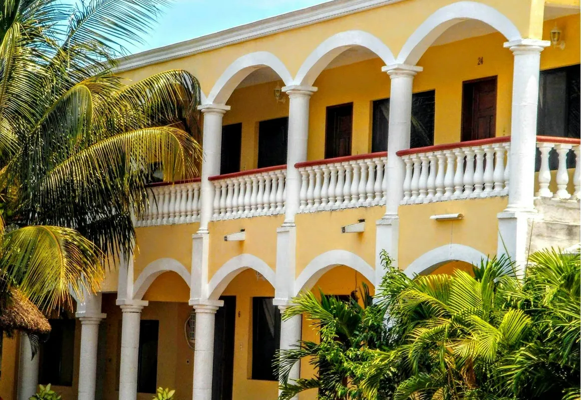 Hotel los Arcos hotel hero