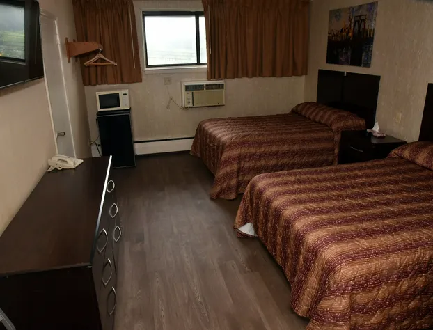 Swan Motel hotel detail image 1