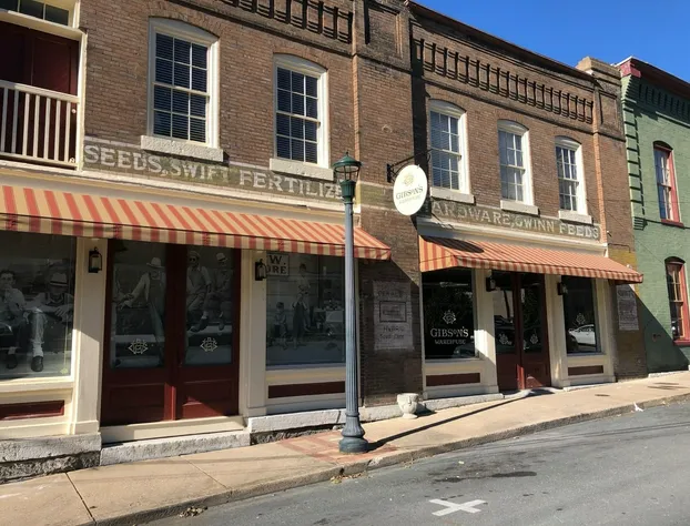 Gibson's Warehouse hotel detail image 1