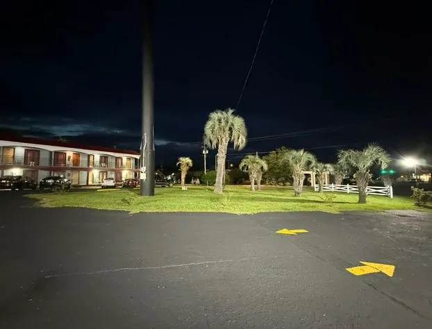 Lake Marion Inn hotel detail image 4