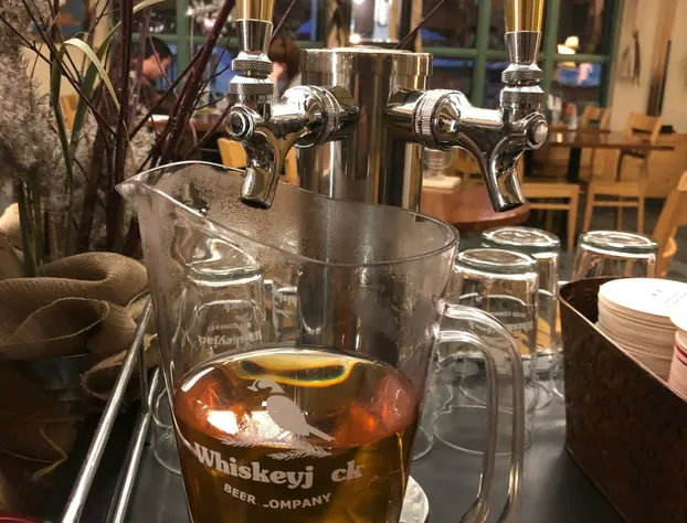 Elk Lake Eco Centre hotel detail image 4