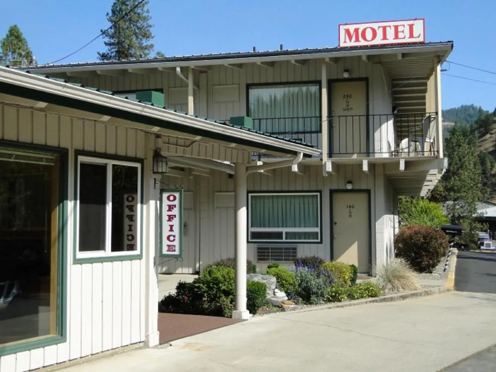 Konkolville Motel hotel hero