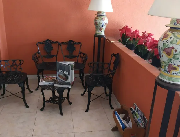 Suites Sevilla hotel detail image 2