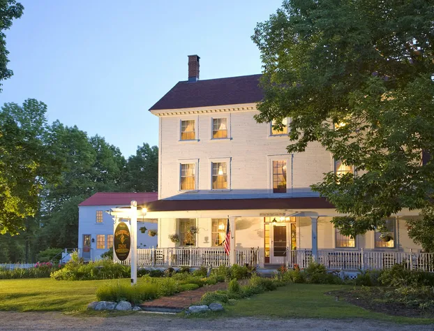 Wakefield Inn & Restaurant hotel detail image 1