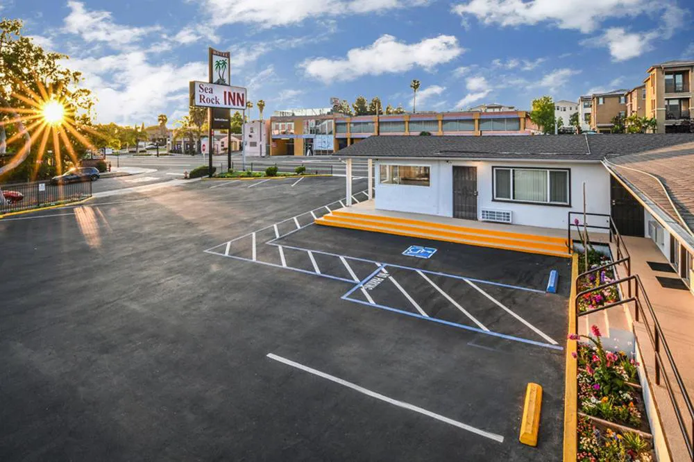 Sea Rock Inn - Long Beach hotel hero
