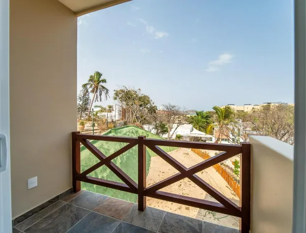 Villas Coral Huatulco hotel detail image 2